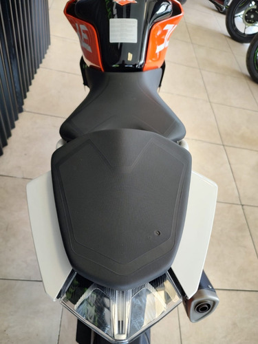 Imagen 15 de 18 de Ktm Duke 390 ( No Kawasaki Z400 Yamaha Mt03) Tomo Permuta