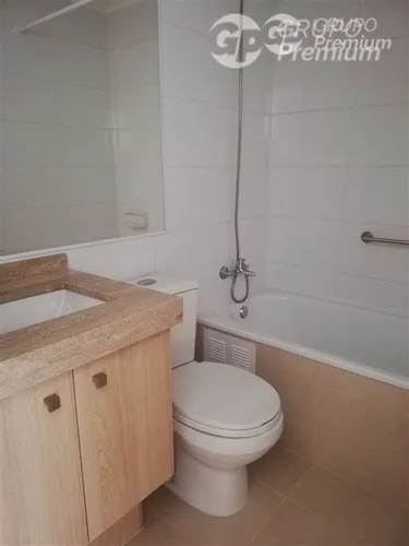 Departamento En Arriendo De 1 Dorm. En San Miguel