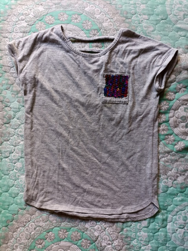 Playera Manga Corta Gris Justice Talla 8 (Usado)
