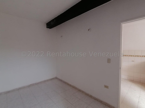 Imagen 14 de 30 de Casas En Venta En El Paraiso, Cabudare, Lara / Código Flex: 22-25101 & 0424 556 57 59 Monica C-