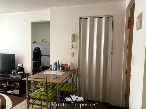 Depto En Venta De 2d+1b. En Santiago