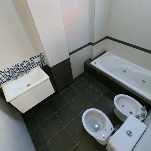 Imagen 16 de 25 de ¿necesitas Un Departamento De Calidad Premium, Moderno, Con Amplia Financiación? Enviame Whatsapp Y Lo Vemos Hoy!