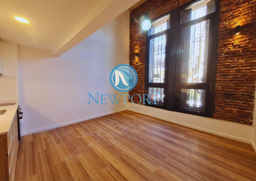 Imagen 2 de 9 de Venta Loft Duplex En Cordón A Estrenar! 1 Dorm, 1 Baño, Garage Y Box, Exonerado Impuestos!