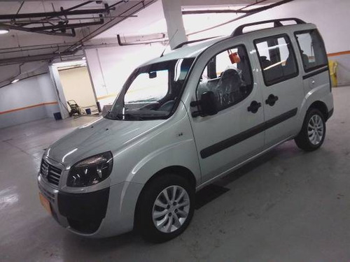Imagem 4 de 9 de Fiat Doblò 1.8 Mpi Essence 7l 16v Flex 4p Manual