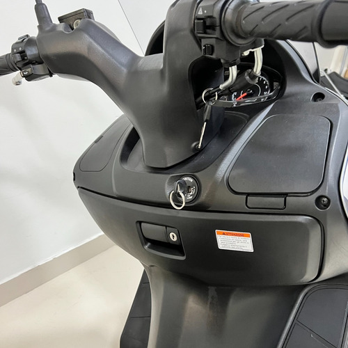 Imagen 14 de 17 de Suzuki Burgman 200 Abs 2019 Scooter 200 Usado