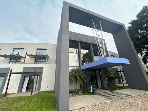 Venta Departamento 1 Dormitorio Campana Con Cochera