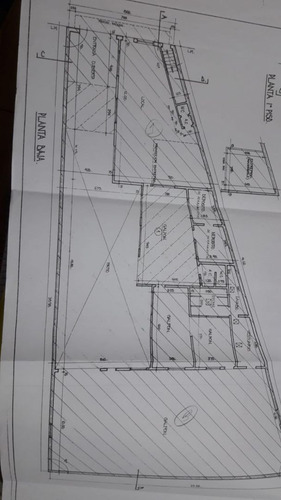 Imagen 18 de 18 de Lanus O Centro Venta Galpon Con Vivienda