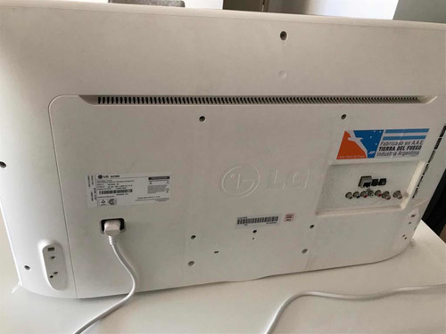 Televisor LG Smart 32 Excelente Estado Con Soporte De Pared