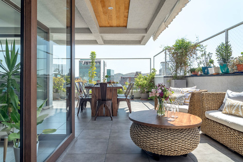 Moderno Departamento, Gran Terraza. Alianza Francesa