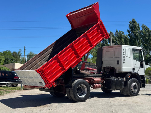 Iveco Tector 170 22 2004 Camión Volcador Rentaltrucks Vial