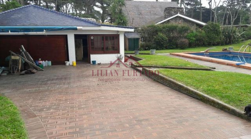 Residencia De Categoría Vip En Mansa- Ref: 811