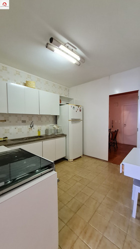 Imagem 15 de 17 de Praia Das Pitangueiras, Guarujá, Calçadão, Apartamento Com 140m², 4 Dormitórios (1 Suíte), Sala Para 3 Ambientes, Sacada, 1 Vaga De Garagem - Ap3836 - 34710704