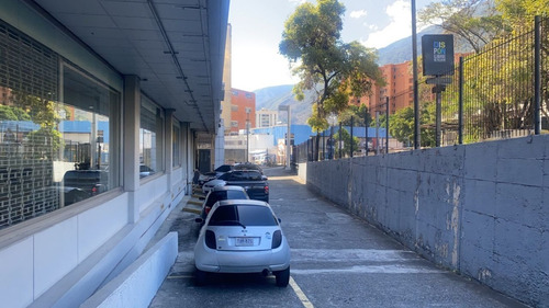 Imagen 10 de 14 de Vendo Excelente Local Con Galpon