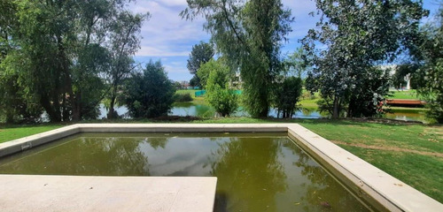 Imagen 10 de 26 de Hermosa Casa Al Agua El Canton