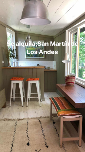 Imagen 6 de 12 de Tinny House;en Bosque De Robles;cómoda Y De Gran Belleza