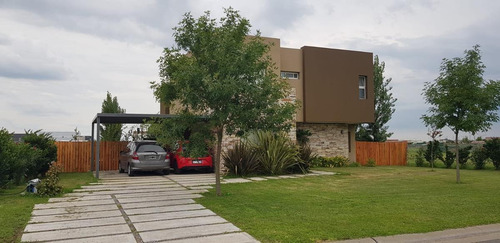 Imagen 3 de 16 de Susana Aravena Propiedades Casa - San Sebastián