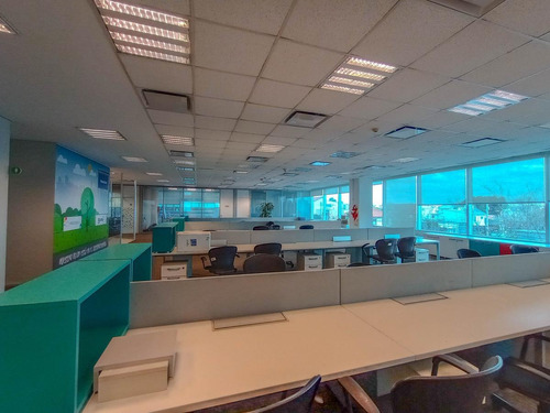 Imagen 10 de 30 de Oficinas En Alquiler 2120 M2 En Edificio Lumina Thames San Isidro, Certificacion Leed Green Buiding
