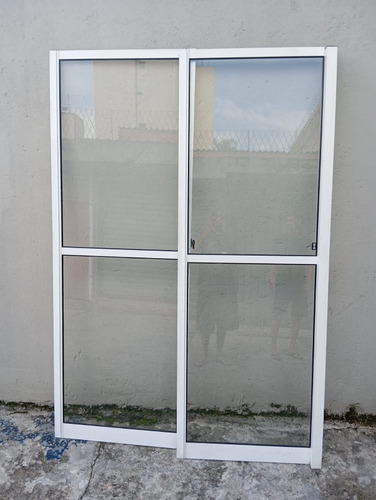 Porta Sacada 2 Folhas Sem Trilho 2,15x0,77