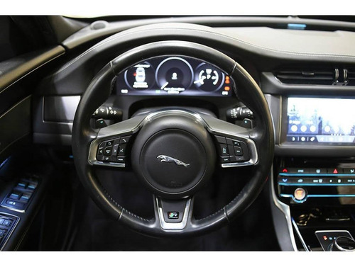 Jaguar Xf R-sport 2.0