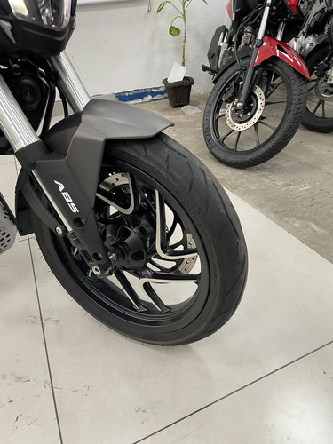 Bajaj Dominar 400 2023 / 10.835 Km