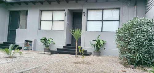 Arriendo Casa Las Condes, 3d / 1b Gastos Comunes Incluidos