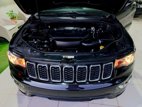 Imagen 14 de 14 de Jeep Grand Cherokee Laredo 2018