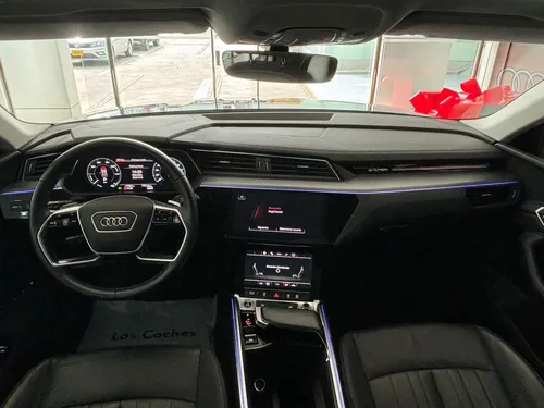 Audi E-tron Advanced