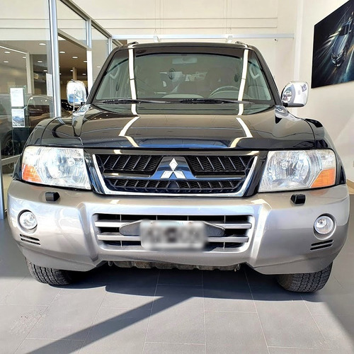 Imagen 2 de 9 de Mitsubishi Montero 3.2