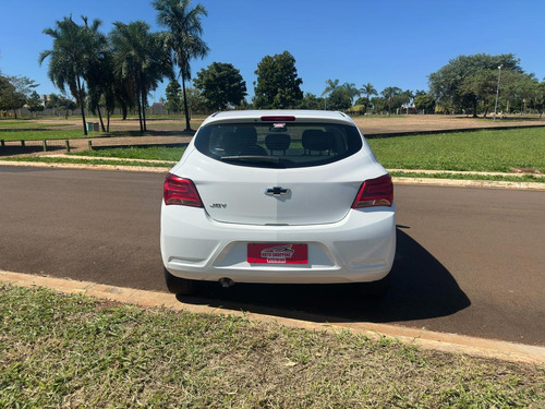 Chevrolet Onix 1.0 FLEX MANUAL