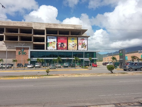 Imagen 5 de 21 de Re/max 2mil Alquila Casa En Conj. Resd. Terranova, Porlamar, Margarita