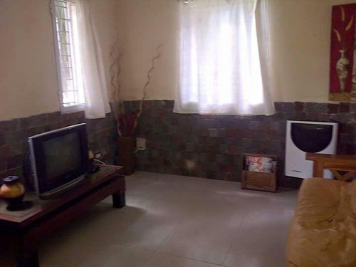 Imagen 3 de 11 de Casa - Barrio Parque Leloir