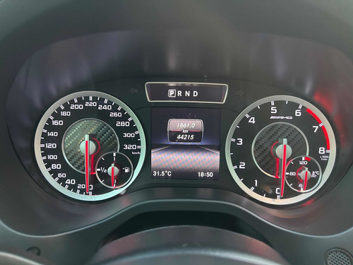Imagen 19 de 20 de Mercedes-benz Clase A A45 Amg Divino