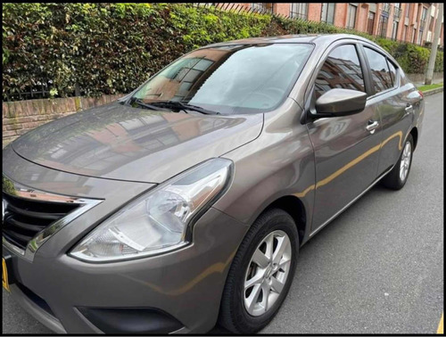 Nissan Versa 1.6 Advance