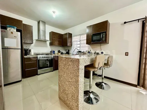 Casa En Renta Fracc. Calzada Del Bosque, Chihuahua