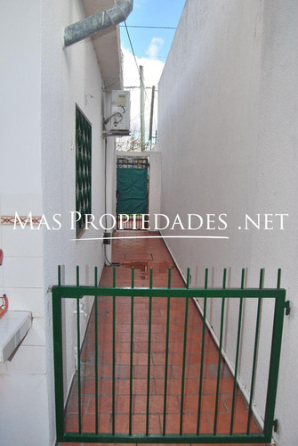 Imagen 12 de 14 de Casa En Venta De 4 Ambientes En Berazategui
