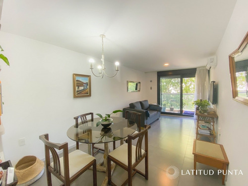 Apartamento En Cordón- Ref: 1107