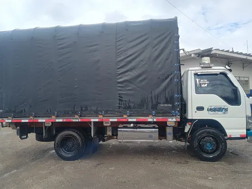 Npr 45, Modelo 2009 Para 6 Toneladas Y Media ,700kl.