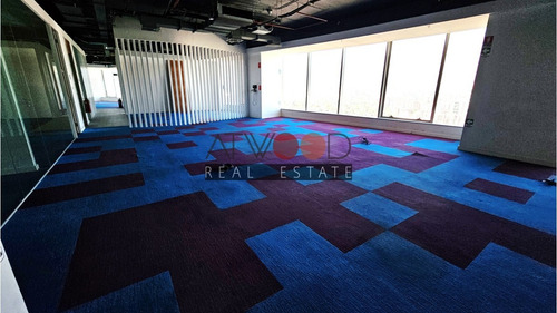 Oficina 423 M2 - 7 Privados - Piso Alto - Edificio Clase A