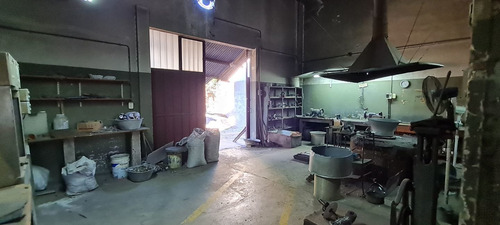 Imagen 5 de 8 de Venta De Galpón En Caseros, Tres De Febrero