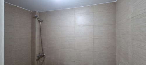 Alquilo En Palomar Departamento De 1 Ambiente 2do Piso F: 9345
