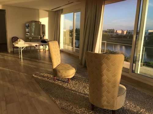 Casa En Venta Ubicado En El Golf, Nordelta