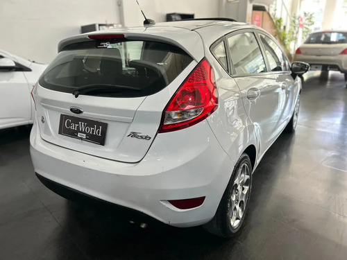 Ford Fiesta Kinetic 1.6 Design 120cv Titanium
