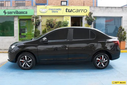 Renault Logan 1.6 Exclusive