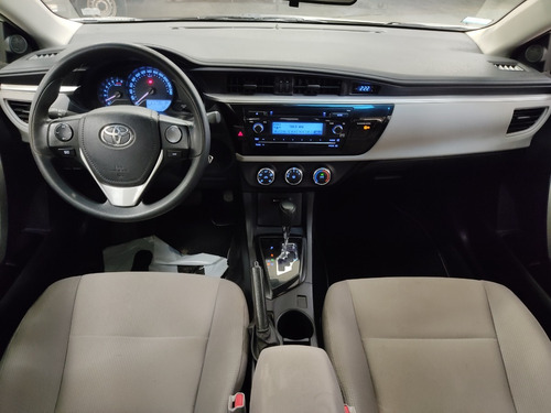 Imagen 9 de 15 de Toyota Corolla Xli 1.8 At 2017