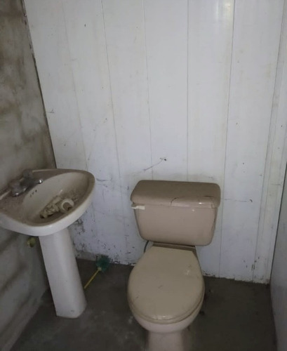 Imagen 4 de 5 de Luis Revilla Vende Casa Comercial, Ubicada En Yagua