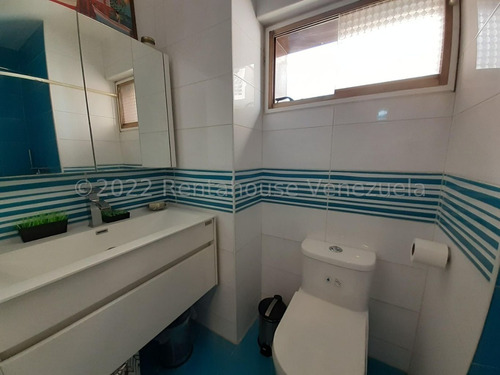 Imagen 19 de 30 de Apartamento En Venta - Los Palos Grandes 22-16330 - Ja 04242153335