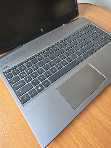 Hp Zbook 15v G5 I7, 16gb Ram | Cuotas sin interés