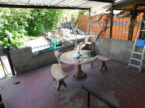 Edificio En Block En Venta En Moreno, G.b.a. Zona Oeste