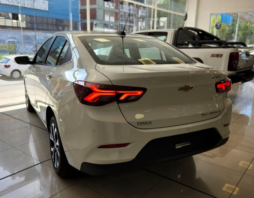Imagen 9 de 25 de Chevrolet Onix Plus Premier 0km Entrega Stock Oferta /fr