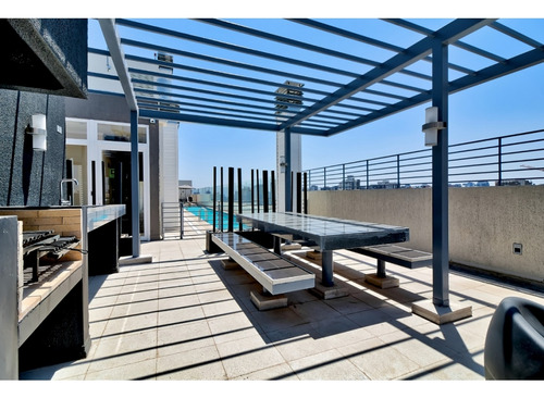 Arriendo Metro Irarrazaval / Portugal / 10 De Julio